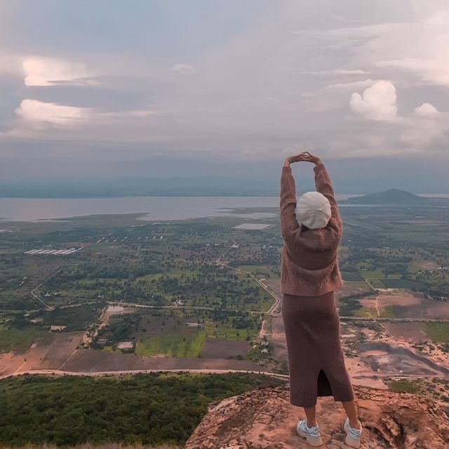 จุดชมวิวเขาพระยาเดินธง 🌅📸⛰