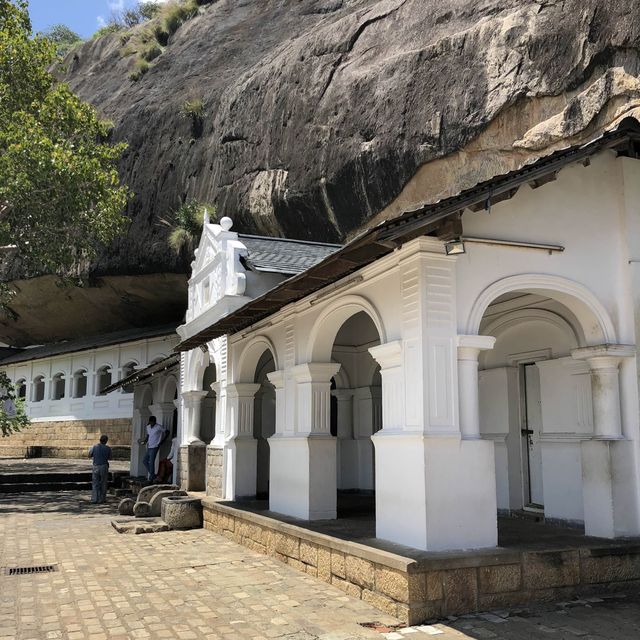 Dambulla Cave Temple