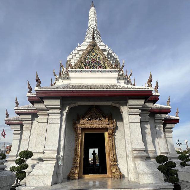 Bangkok City Pillar Shrine