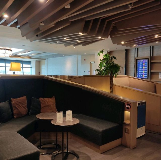 T1 Plaza Premium Lounge at Changi Airport 