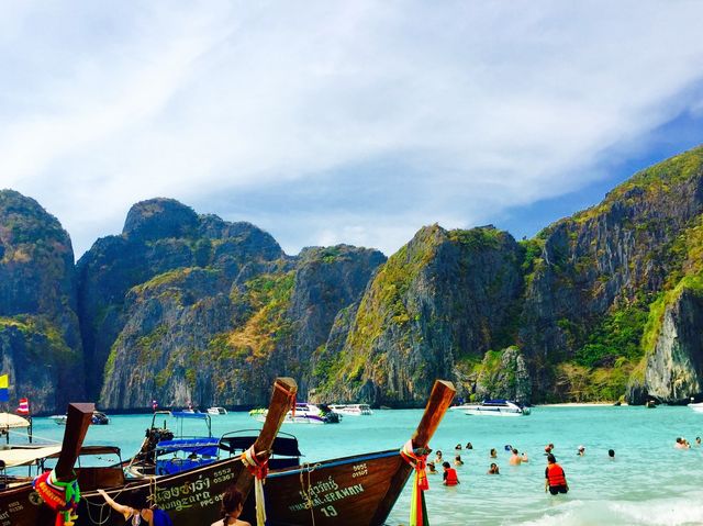 MAYA BAY: THE BEACH 