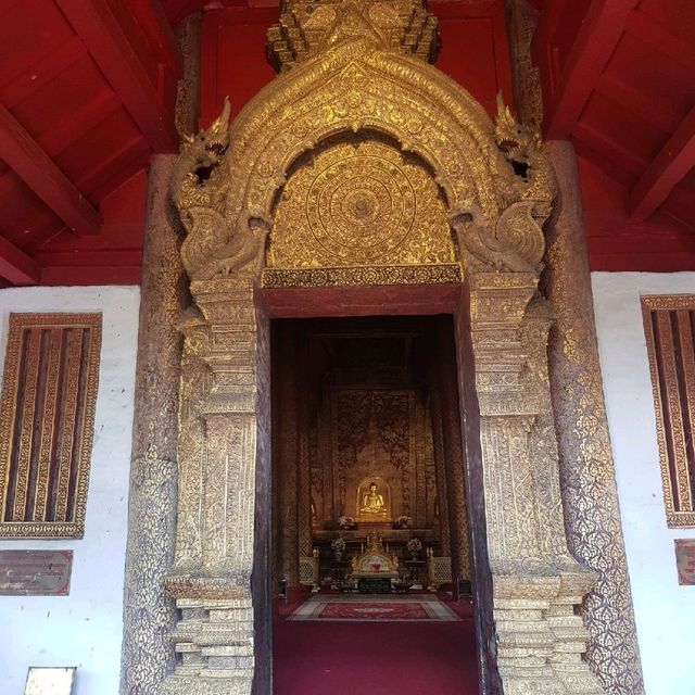 ชมหอธรรมศิลปะล้านนา วัดพระสิงห์วรมหาวิหาร