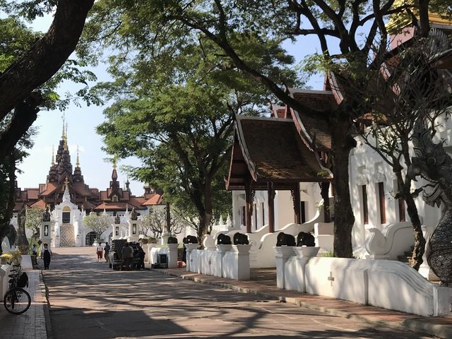 นั่งจิบชากับทานมาการอง ในตำนานกัน💖🫖