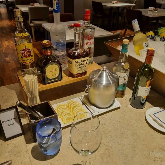Executive Club Lounge @ Hilton Kota Kinabalu