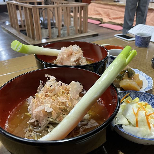 【福島】お箸の代わりにネギで食べる蕎麦「三澤屋」