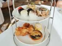 Lux lounge experience at Shangri-La Hotel SG