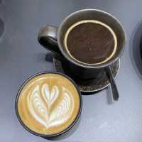 ［食.黃埔] 型格金屬風cafe| 男友終於不用呆等女友剪髮