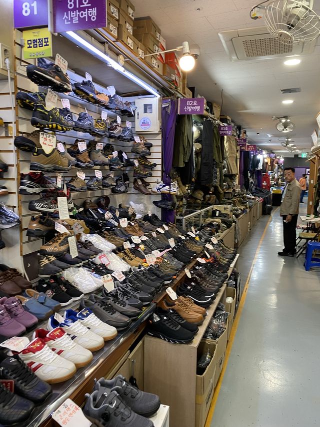 สายวินเทจห้ามพลาด Seoul Folk Flea Market