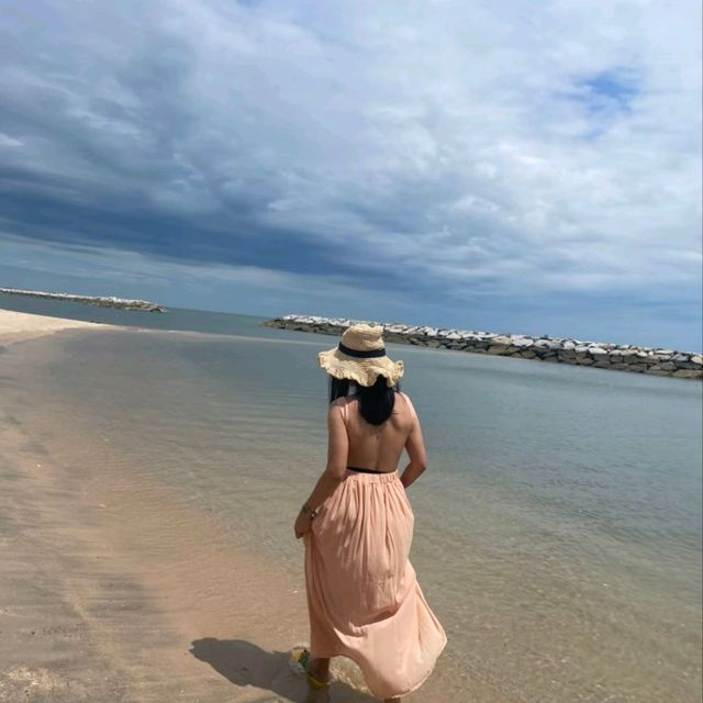 หาดแสงจันทร์ จ.ระยอง