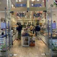 Yummy Rayahen cafe/ sweets 