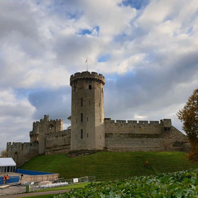 Wandering around Warwick Castle 