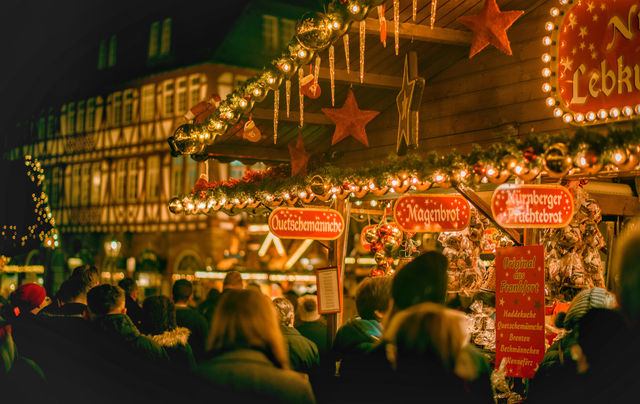 Mozart’s Lights | Mozart’s Coffee