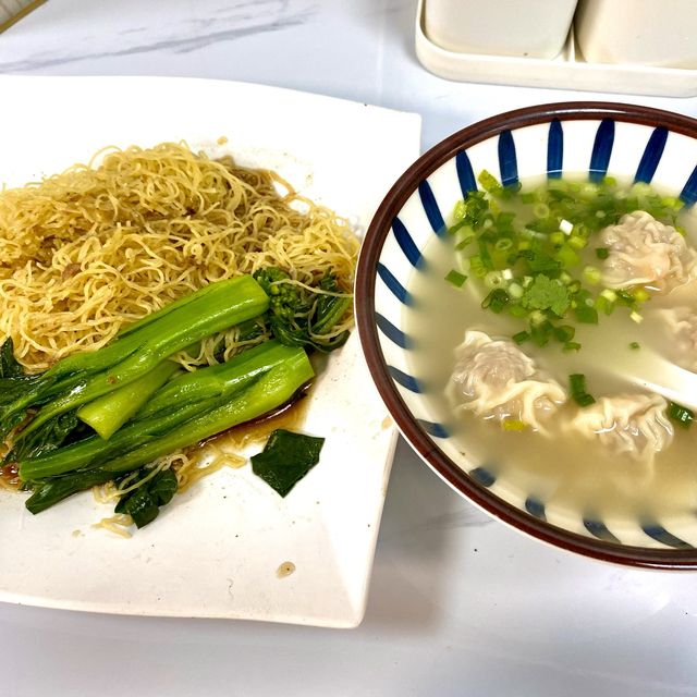 ［腩麵茶餐廳］-  招牌沙皮腩👍