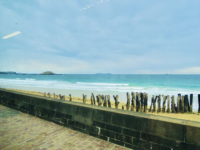 布列塔尼的粗獷海岸