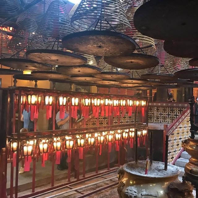 Experience at Man mo Temple 