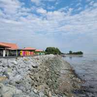 Check out this beach-find lovers bridge