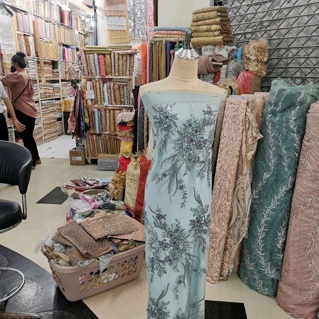 แวะมาช้อปปิ้งที่ India Emporium 