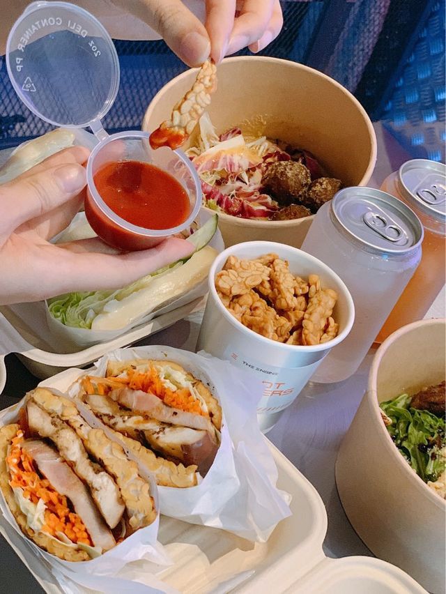 大角咀 𝑻𝒉𝒆 𝑬𝒏𝒈𝒊𝒏𝒆｜生酮低碳飲食外食族好地方🍔