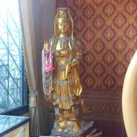 วัดอิทขิลสะดือเมือง / ไหว้หลวงพ่อขาว