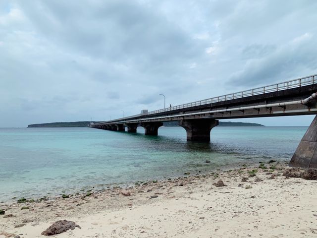 沖縄　宮古島観光　来間島へドライブ！見晴らしのいい展望台！そして東洋一のビーチへ！