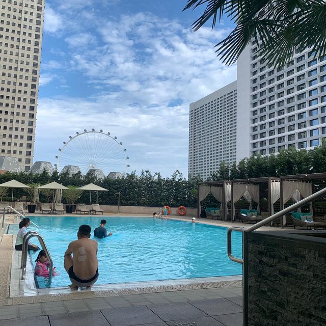 Pool Day @ Conrad Centennial