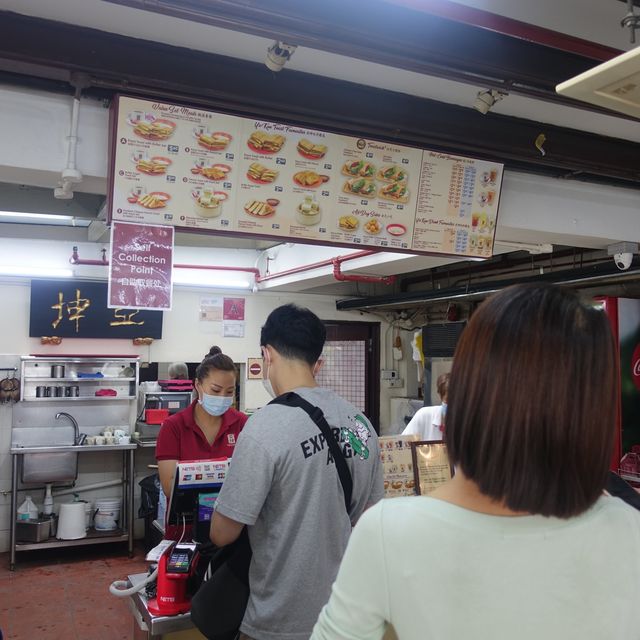 싱가포르의 아침을 느낄 수 있는 현지 맛집, 야쿤카야토스트 본점