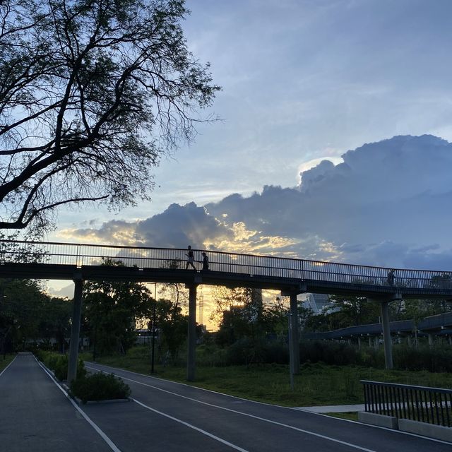 ขอไปอีกทีนะ…สวนเบญจกิติ