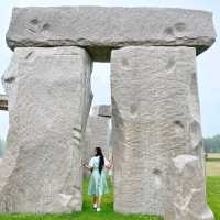STONEHENGE

