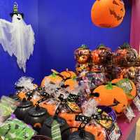  유령과 거미와 함께하는 롯데월드타워 할로윈 팝업🎃👻🕸️