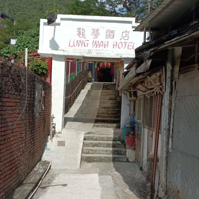沙田龍華酒店
