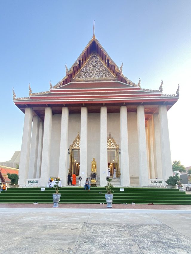 กราบไหว้ขอพรพระอัฏฐารส | วัดสระเกศ(ภูเขาทอง)| กทม.