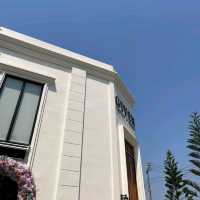 GIVEN COFFEE& BISTRO