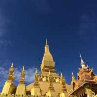 แบกเป้เค้าน์ดาว์น ที่ lao ลาว