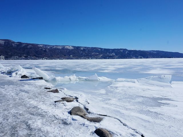 【長野】数年に一度の絶景✨諏訪湖の御神渡り