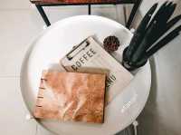 นั่งจิบกาแฟคอกเทลที่นี่อุทัยธานี