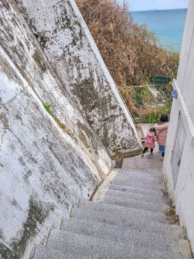 부산 봄데이트 추천, 흰여울문화마을