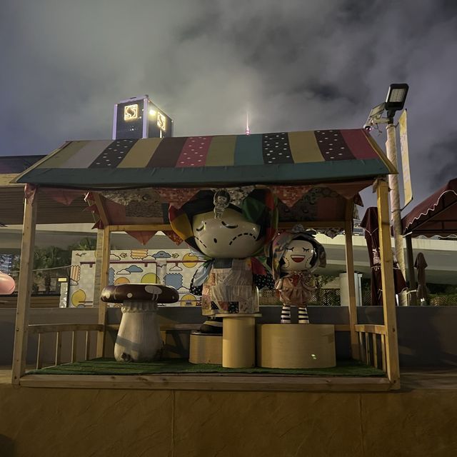 平日夜遊灣仔文青氣息臨時海濱花園