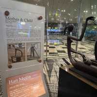 ✈️ Changi Airport Mother & Child 