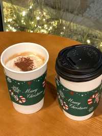 韓国/京畿道　大きなクリスマスツリーが素敵なカフェベーカリー🎄✨
