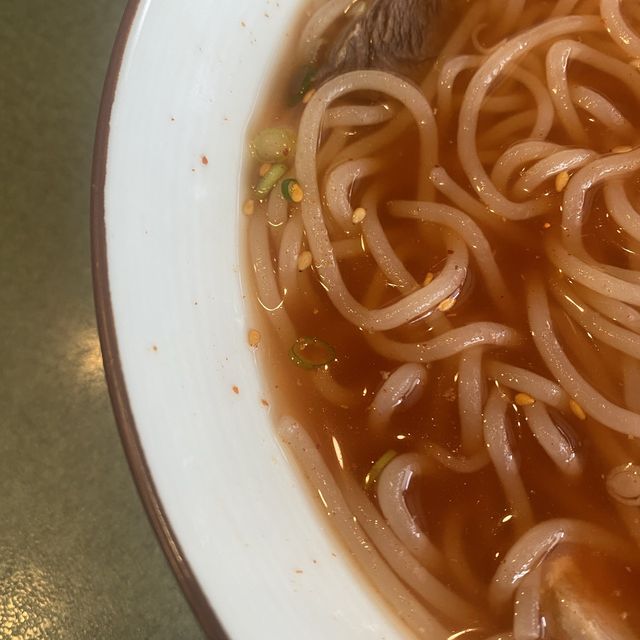 【兵庫・長田】つるっと喉越し良い老舗の平壌冷麺