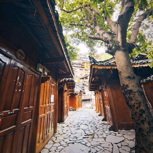 Get lost wandering in Xijiang ❤️