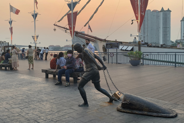 Asiatique The Riverfront 