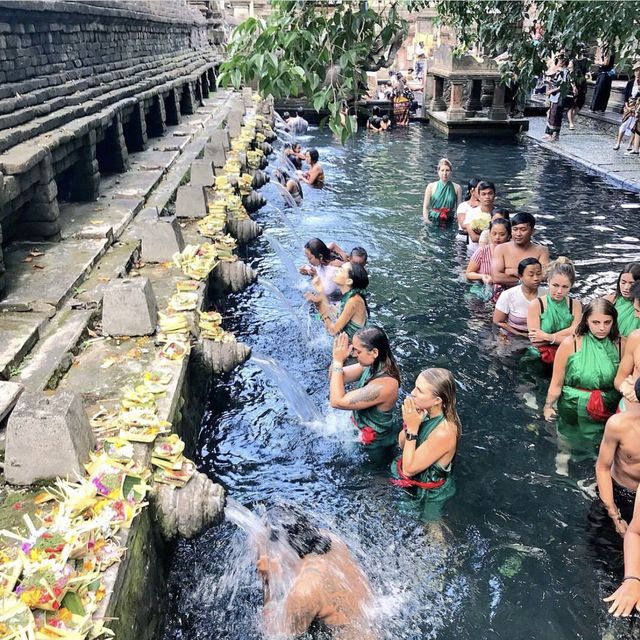 Tirta Empul วัดน้ำพุศักดิ์สิทธิ์แห่งบาหลี