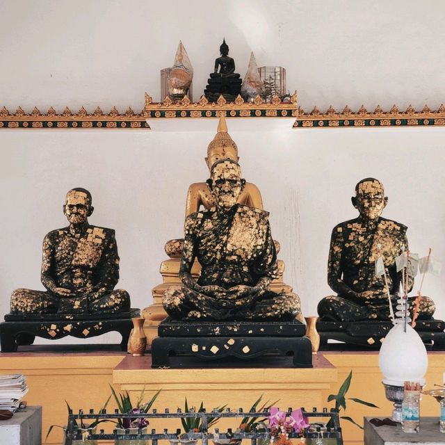 วัดเก่าเมืองแปดริ้ว