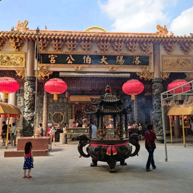 Loyang Tua Pek Kong Temple