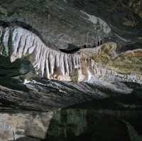 ถ้ำพุหวาย หนึ่งในถ้ำสวยของอุทัยธานี