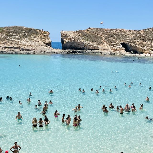ブルーラグーンの透明度がすごい‼︎マルタに行ったらマストの離島🌴