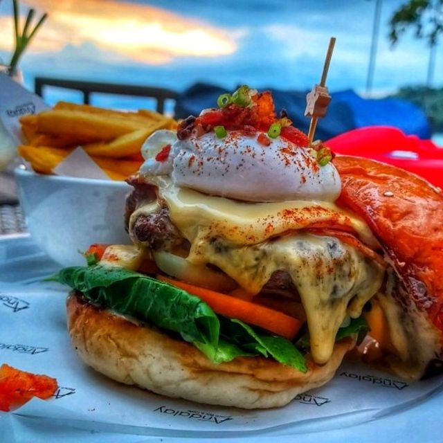 Andalay Beach Bar & Cafe