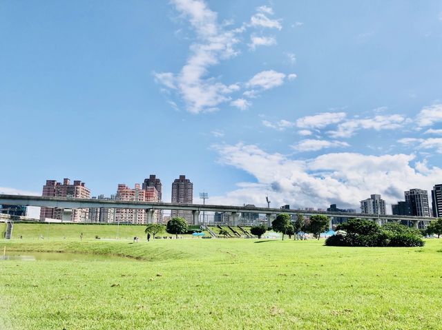 新北超大親子公園🎢⛱️ New Taipei Metropolitan Park 新北大都會公園
