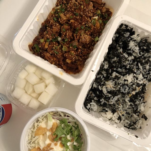 제주에만 있는 오돌뼈 맛집, 빨간집